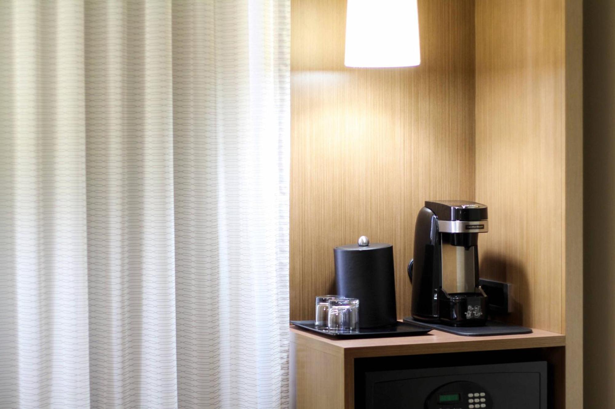 Courtyard By Marriott Ciudad Guatemala Eksteriør billede